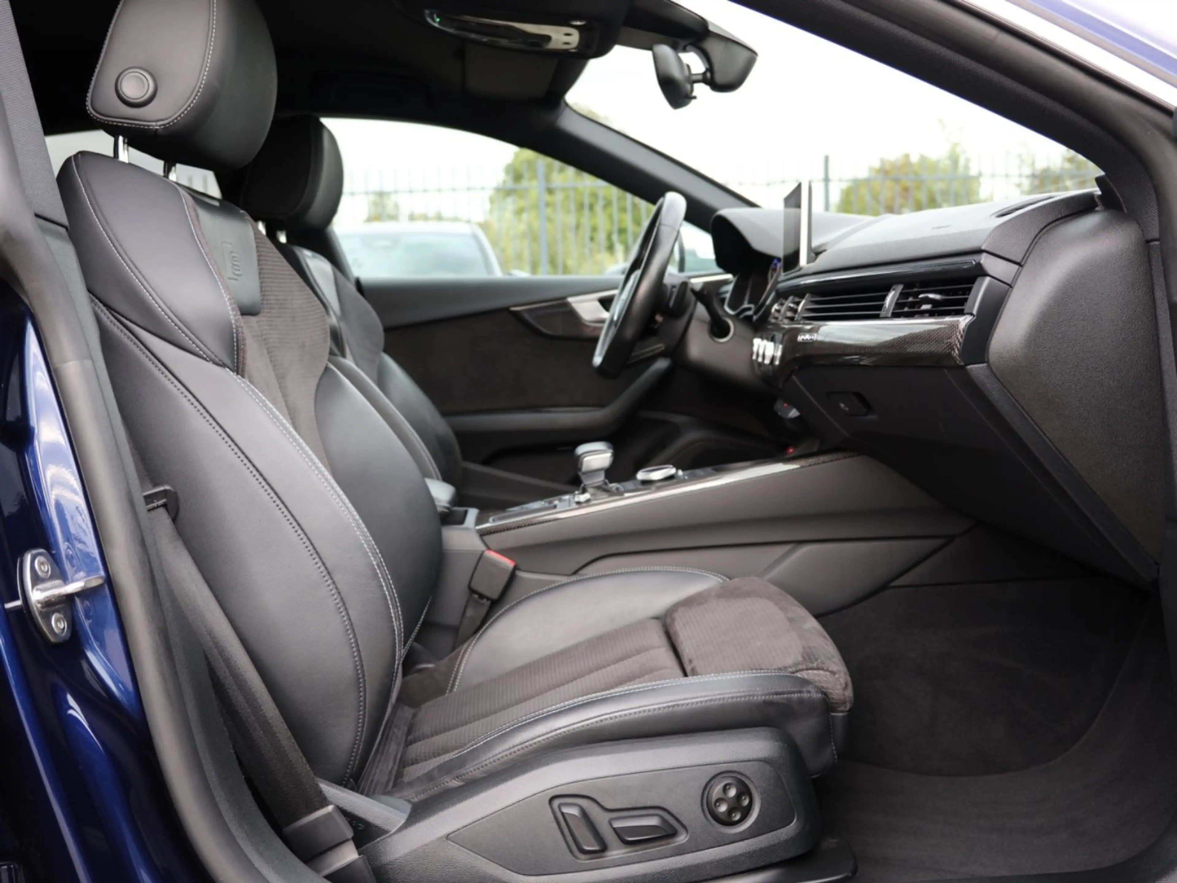 Audi S5 Sportback 3.0 TFSI quattro - VIRTUAL   MATRIX — photo 18