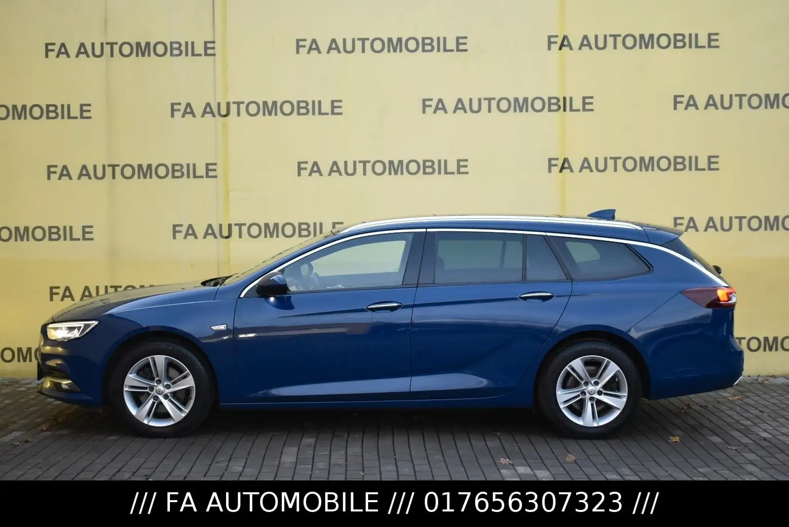 Opel Insignia B Sports Tourer Business Innovation 4x4 Blau - 2