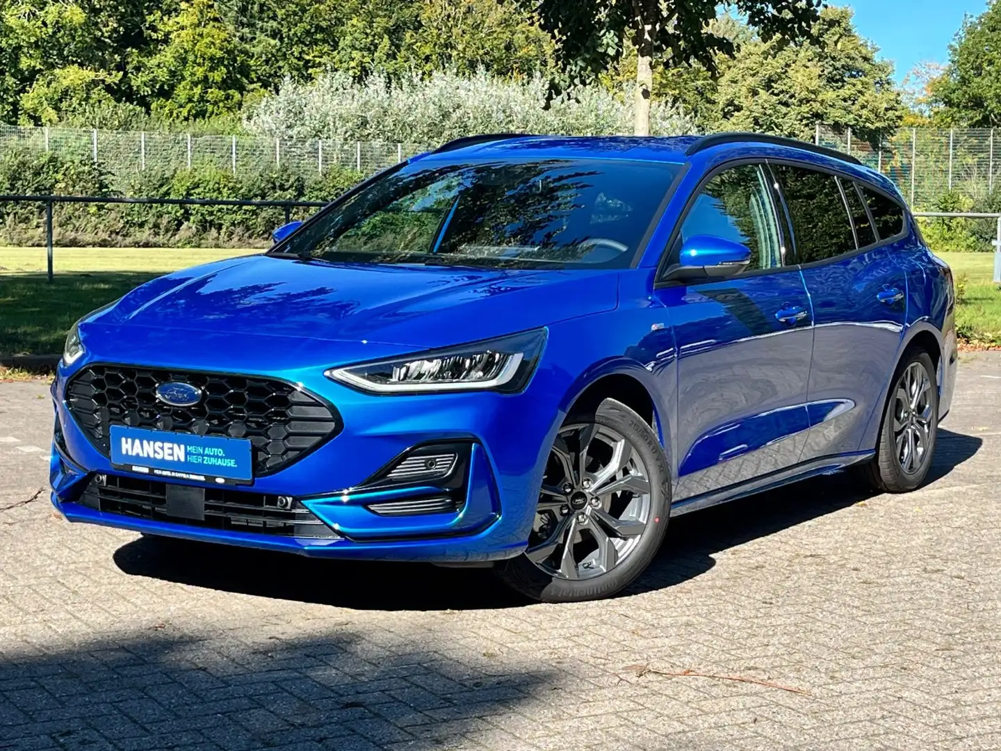 Ford Focus Turnier Hybrid ST-Line X Autom, WinterP Blau - 1