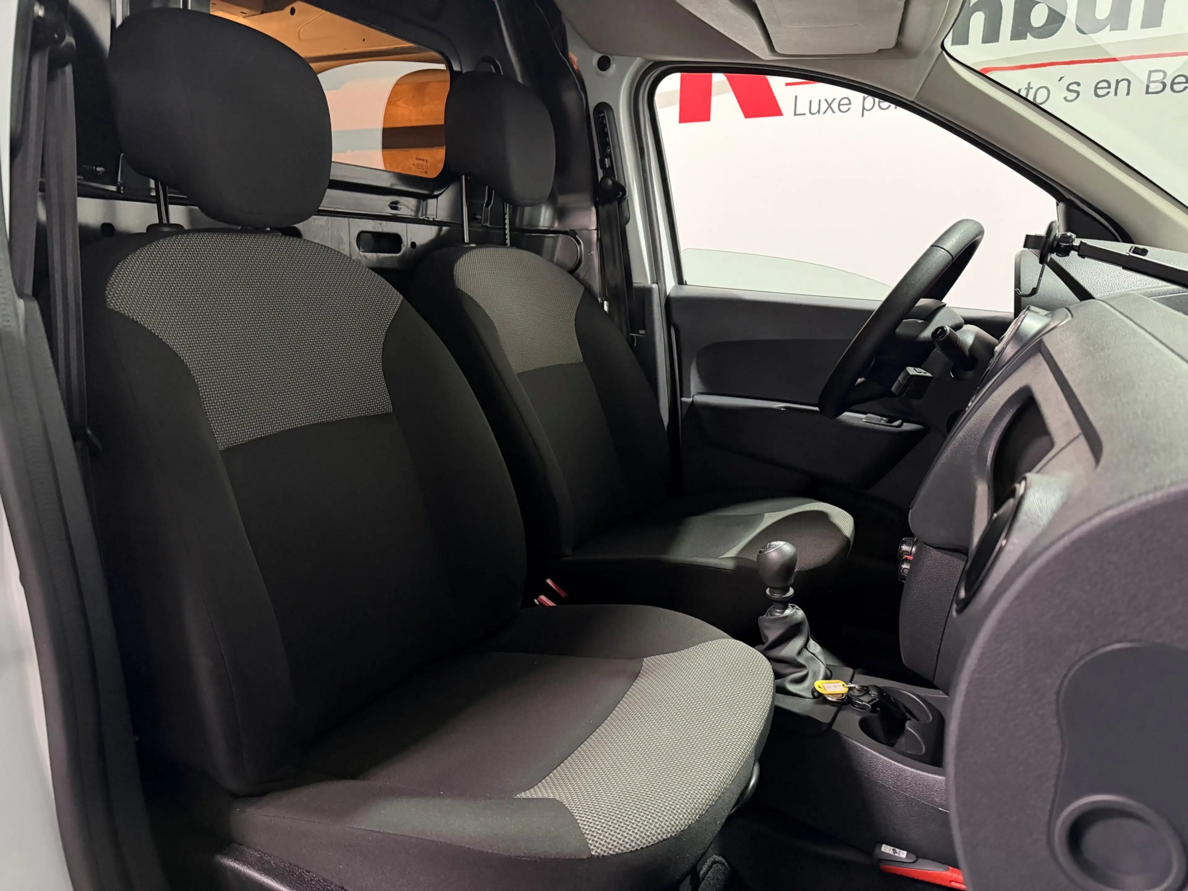 Dacia Dokker 1.5 Blue dCi 90 Solid - Bluetooth / Navi / Cruise — photo 29