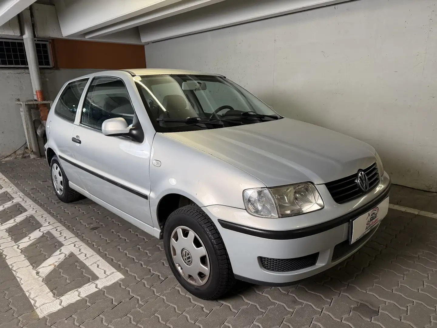 Volkswagen Polo 1.4 Silber - 2