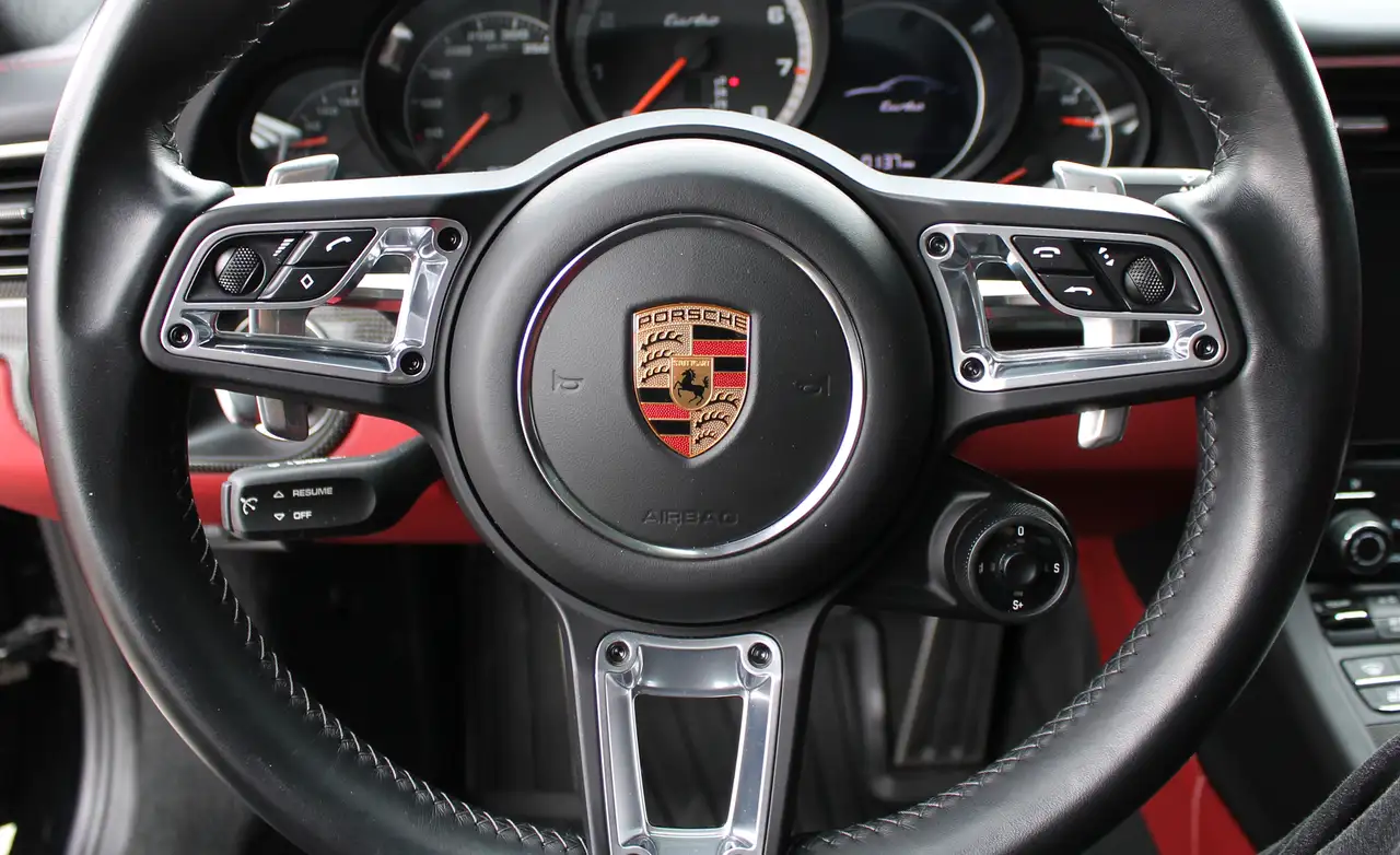 Porsche 911 снимка Porsche 911