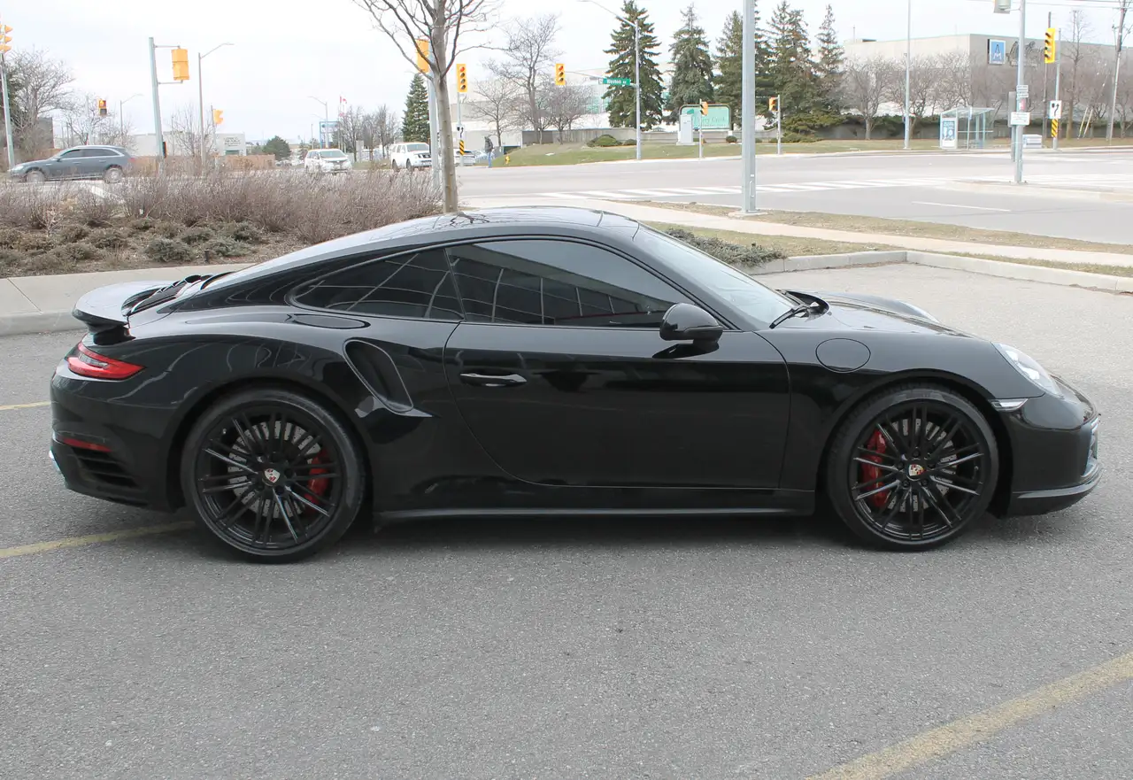 Porsche 911 снимка Porsche 911