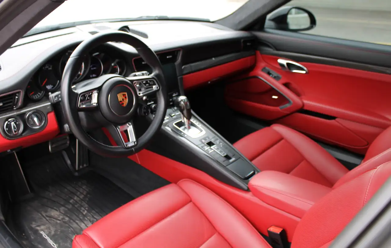 Porsche 911 снимка Porsche 911