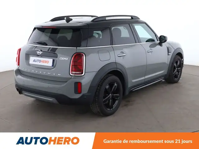 MINI Countryman view 6