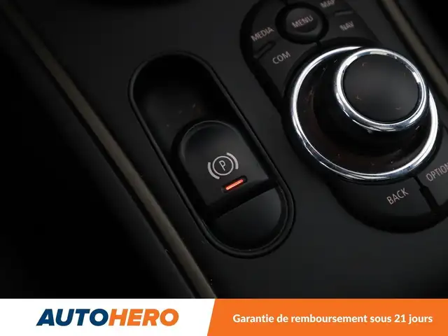 MINI Countryman view 27