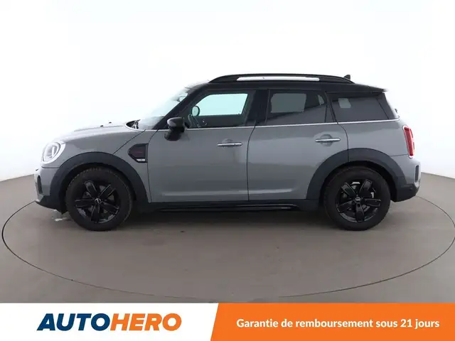 MINI Countryman view 3