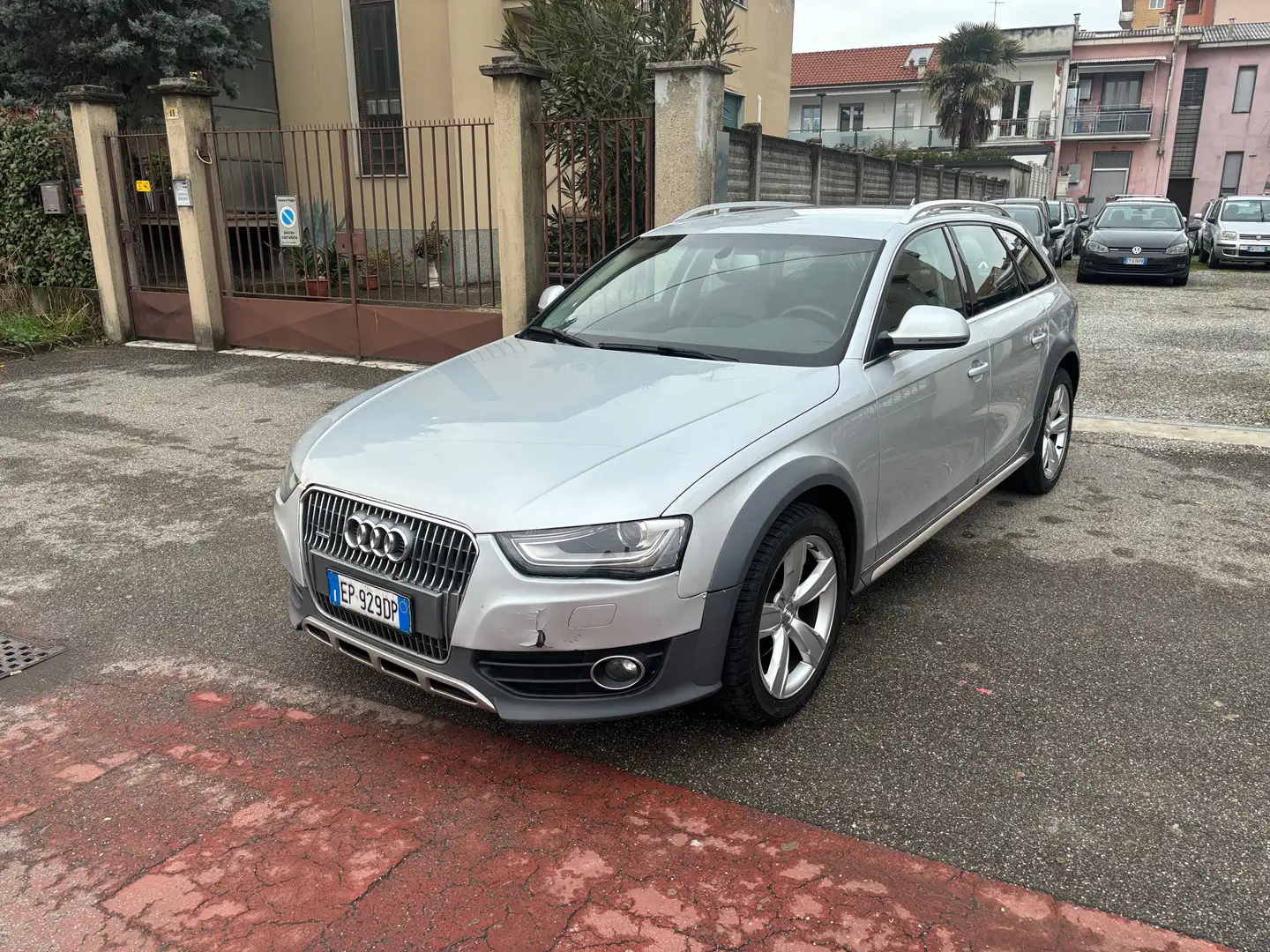 Audi A4 allroad quattro 2.0 tdi 177cv Šedá - 1