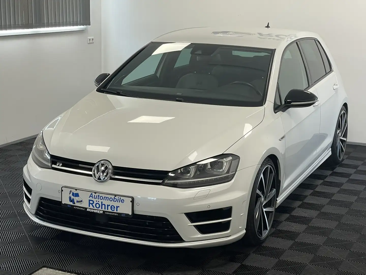 Volkswagen Golf VII R 2.0 4M MTM-UMBAU HJS Milltek H&R ACC Weiß - 2