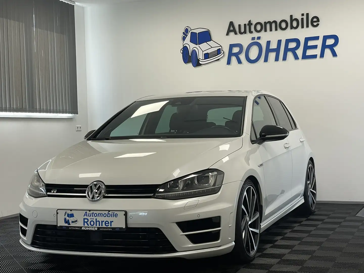 Volkswagen Golf VII R 2.0 4M MTM-UMBAU HJS Milltek H&R ACC Weiß - 1