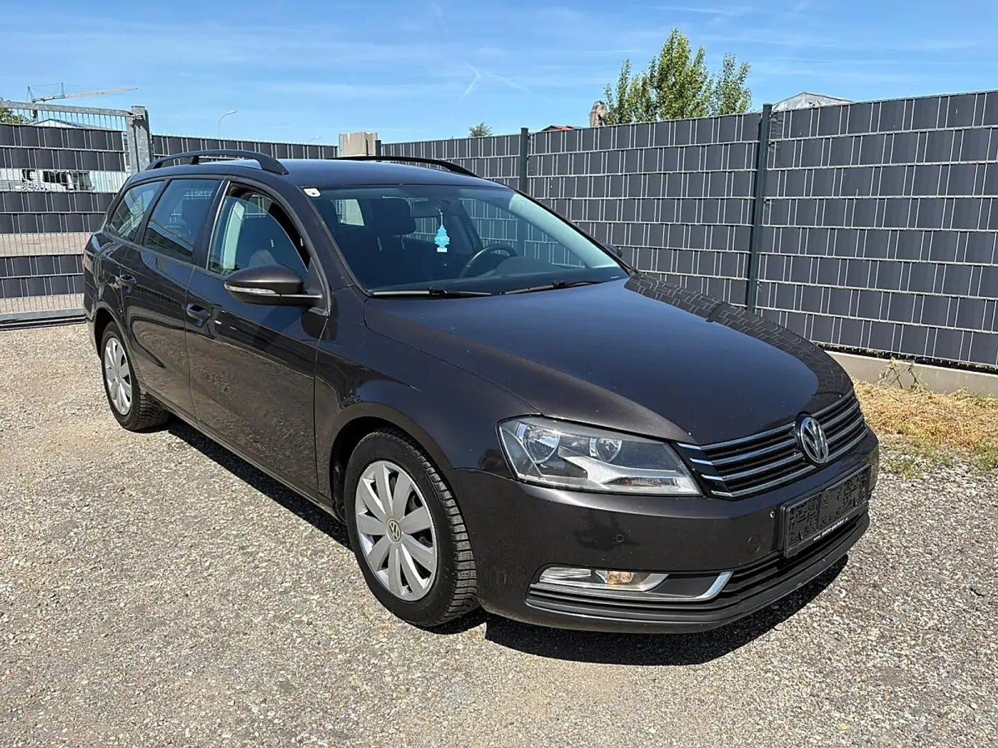 Volkswagen Passat Comfortline BMT 1.6 TDI PICKERL/2/2027 Grau - 2