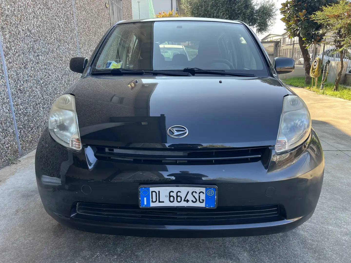 Daihatsu Sirion 1.0 Mio Euro 4 ok neopatentati Schwarz - 2