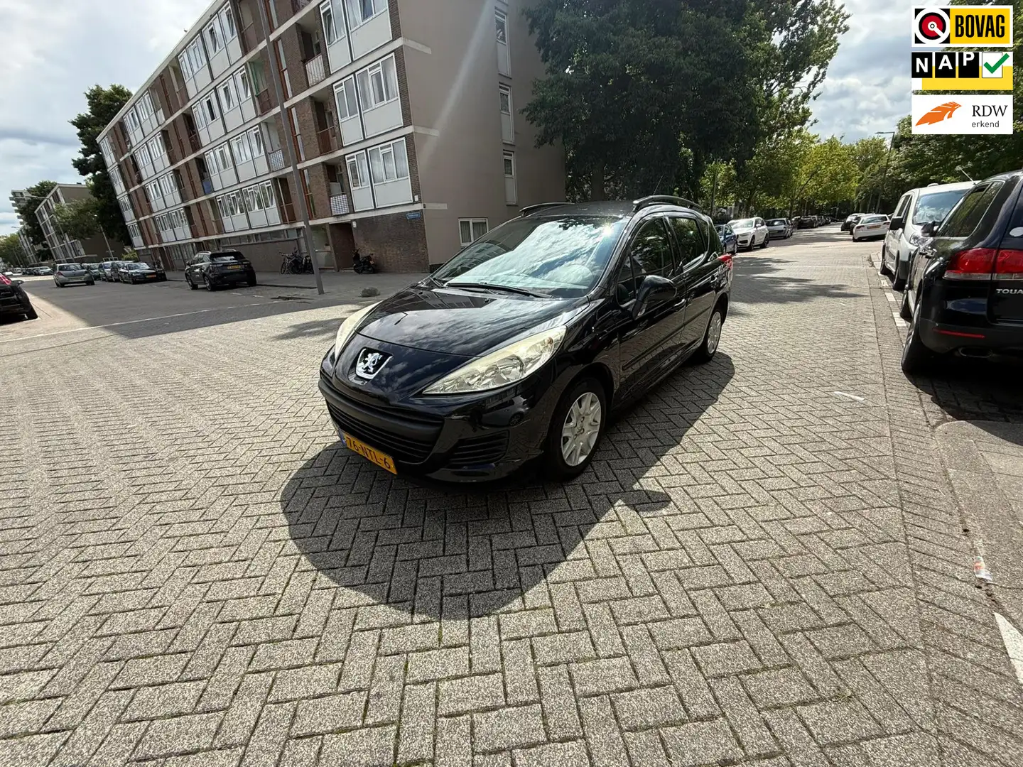 Peugeot 207 SW 1.4 XR Zwart - 1