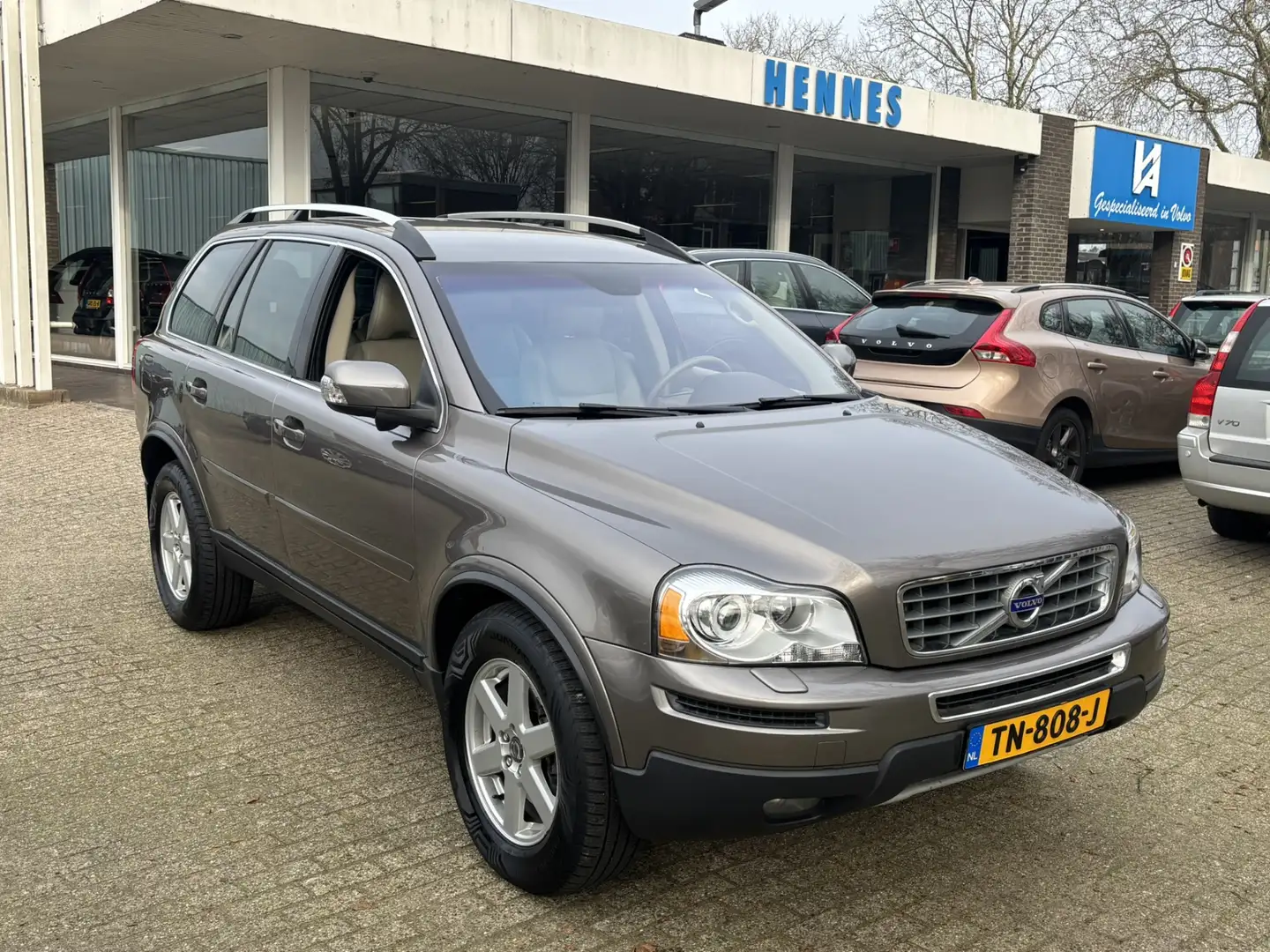 Volvo XC90 3.2 AWD Leder Blis Bluetooth Gris - 1