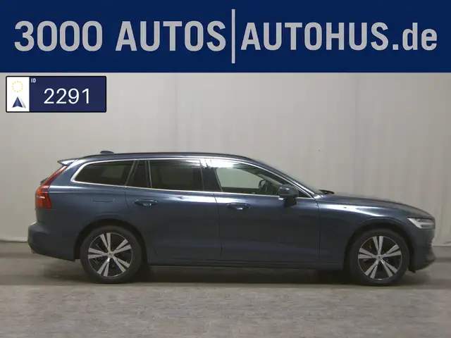Volvo V60 B4 D Core Navi LED RFK Memory 4xSHZ KLIMAAUT RADIO TEMPO SHZ VC PDC AHK DAB KAMERA