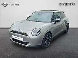 MINI SE 218ch Favoured