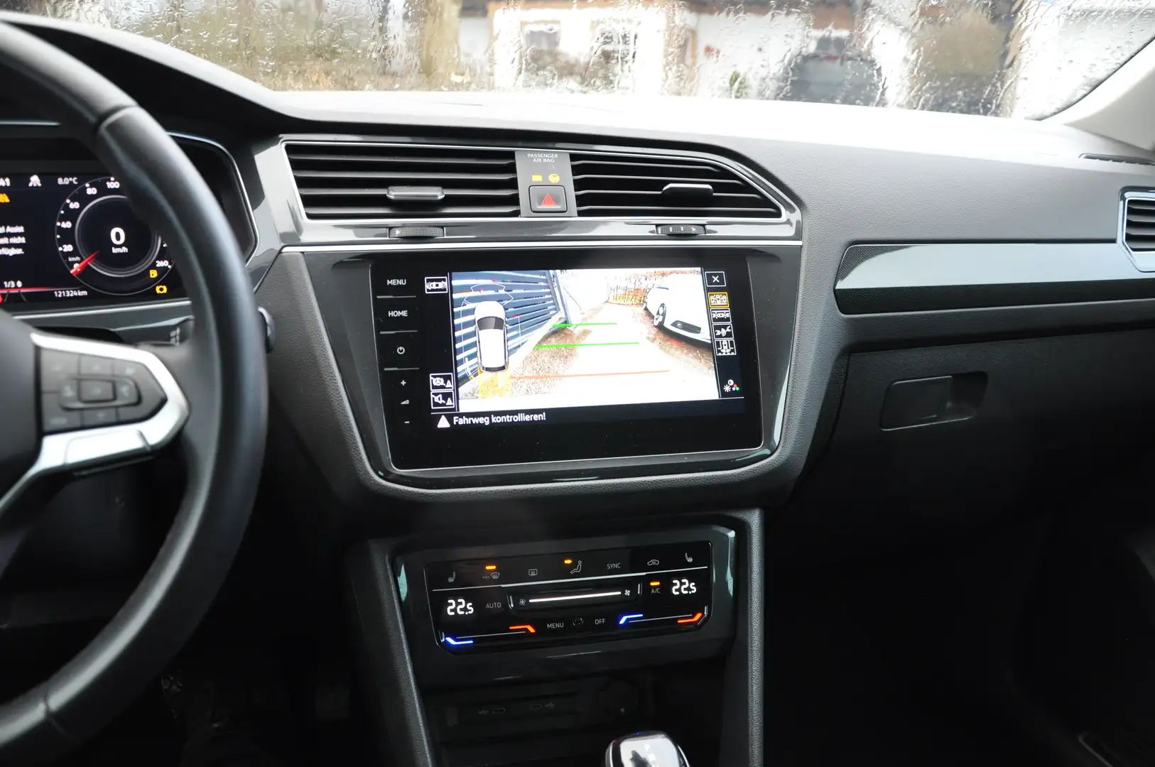 Volkswagen Tiguan Tiguan 2,0 TDI 4Motion DSG Elegance Pano, Head up Weiß - 2