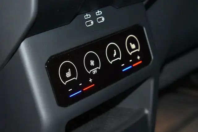 BMW 520 520 d ///M Sport Pro //AHK //ICONIC Ansicht 15