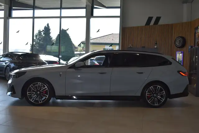 BMW 520 520 d ///M Sport Pro //AHK //ICONIC Ansicht 5
