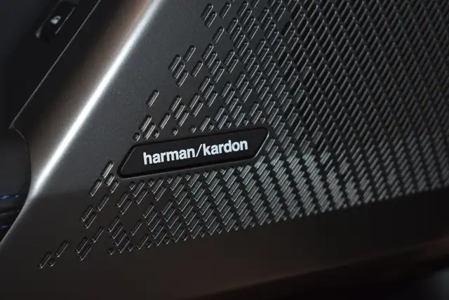 BMW 520 520 d ///M Sport Pro //AHK //ICONIC Ansicht 16