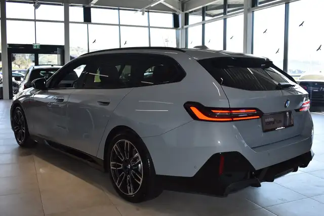 BMW 520 520 d ///M Sport Pro //AHK //ICONIC Ansicht 12