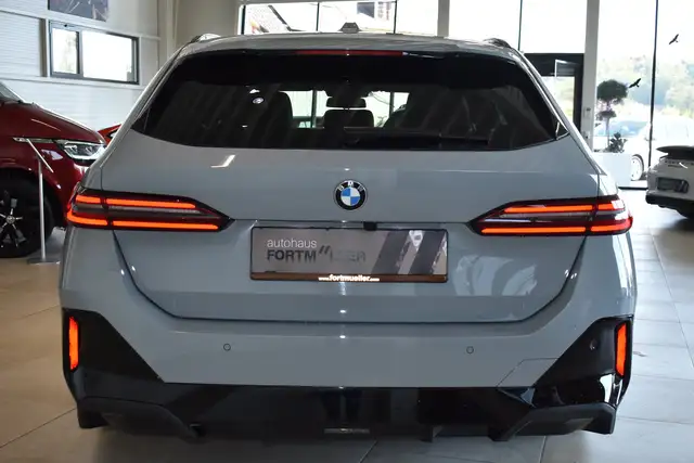 BMW 520 520 d ///M Sport Pro //AHK //ICONIC Ansicht 11