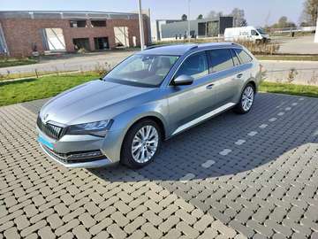 Superb Combi PHEV 1.4 TSI Style DSG (160 kW)