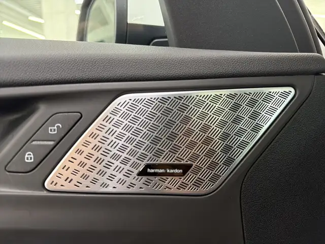 BMW X2 view 19