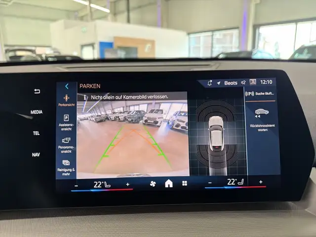 BMW X2 view 20