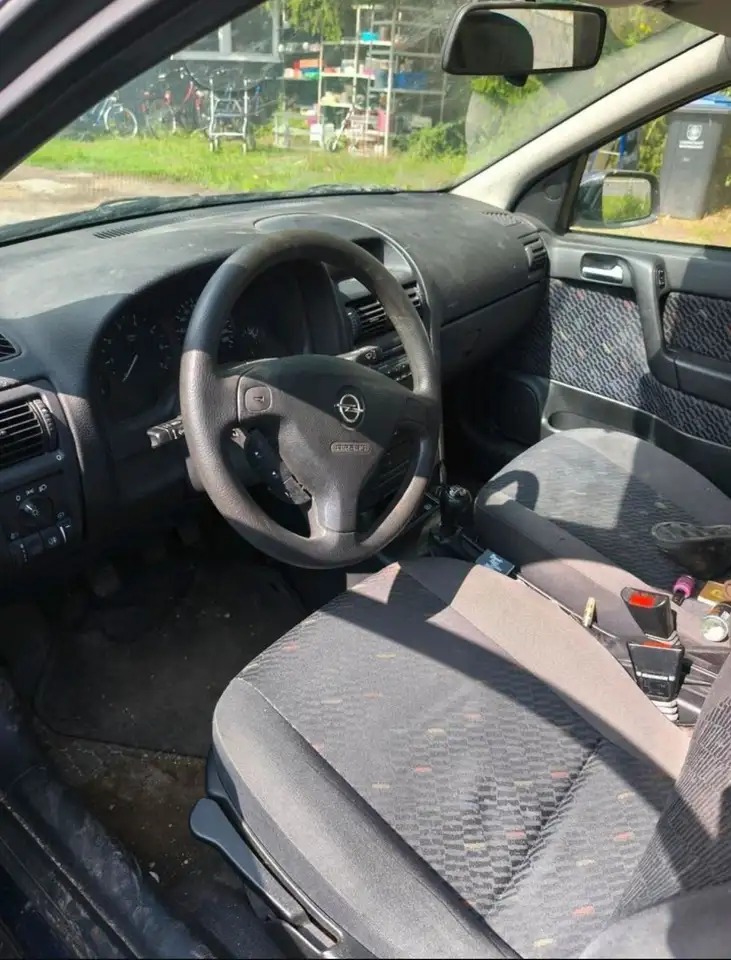 Opel Astra 1.6 Caravan Elegance, foto 6