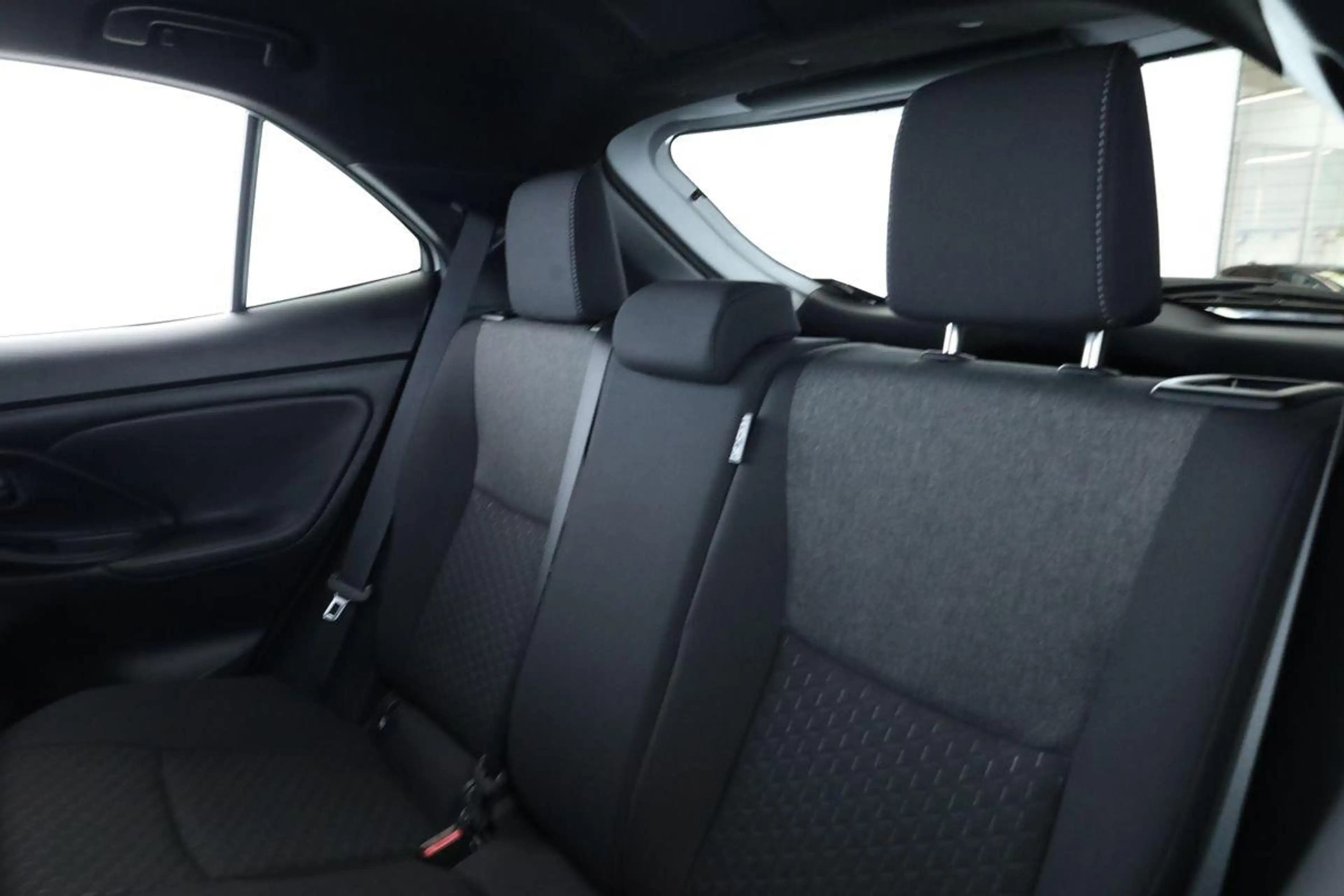 Toyota Yaris Cross Hybrid Teamplayer LED Nav SitzHZ Kam — photo 14