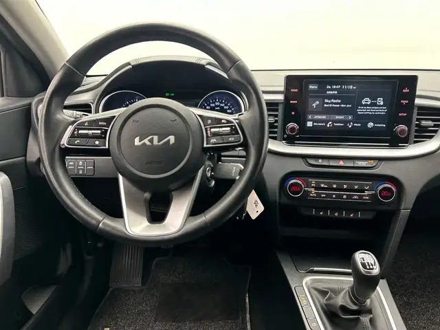 Kia Ceed view 11