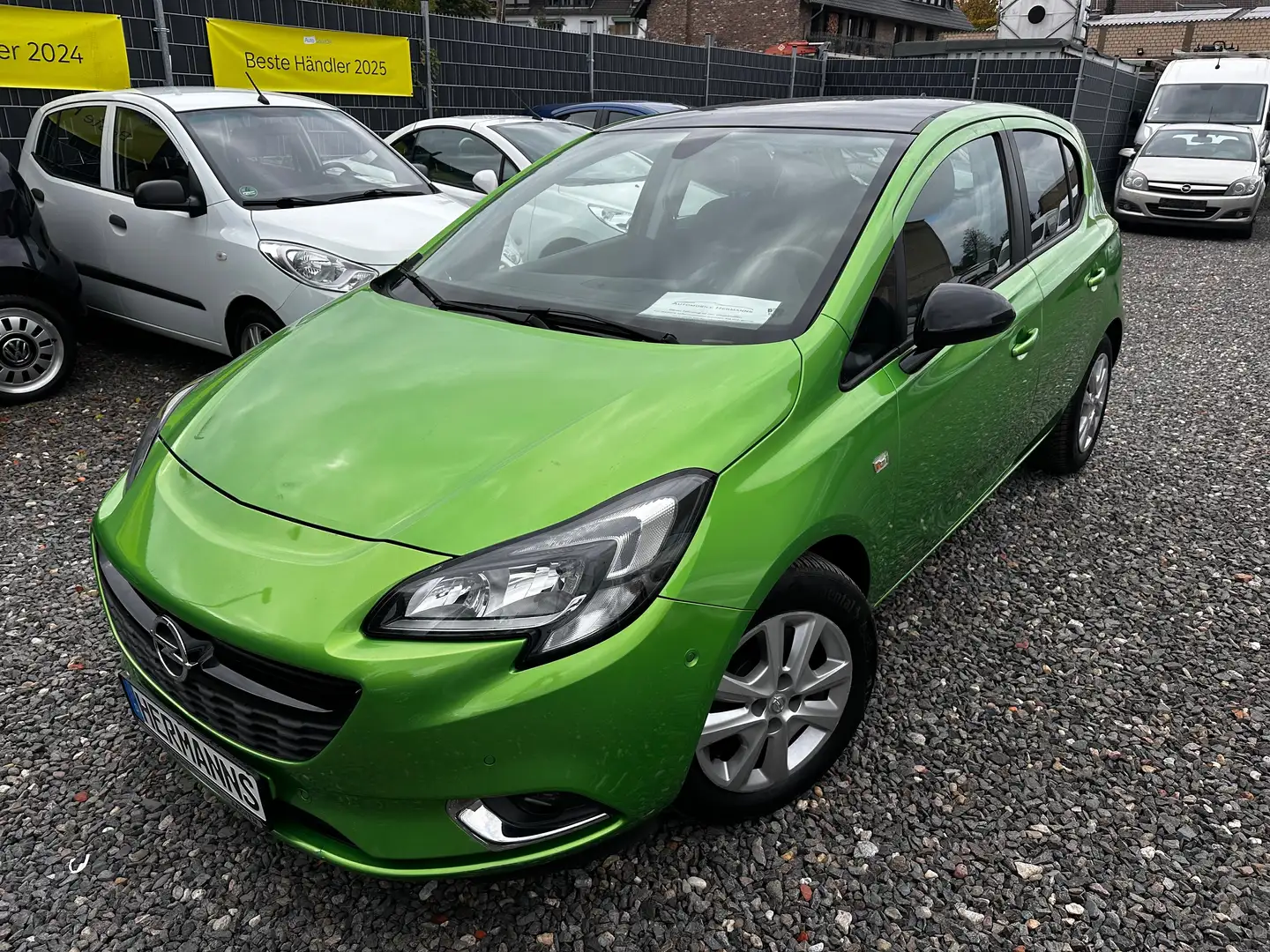 Opel Corsa Corsa 1.4 Color Edition *1.HAND / TÜV NEU* Grün - 1