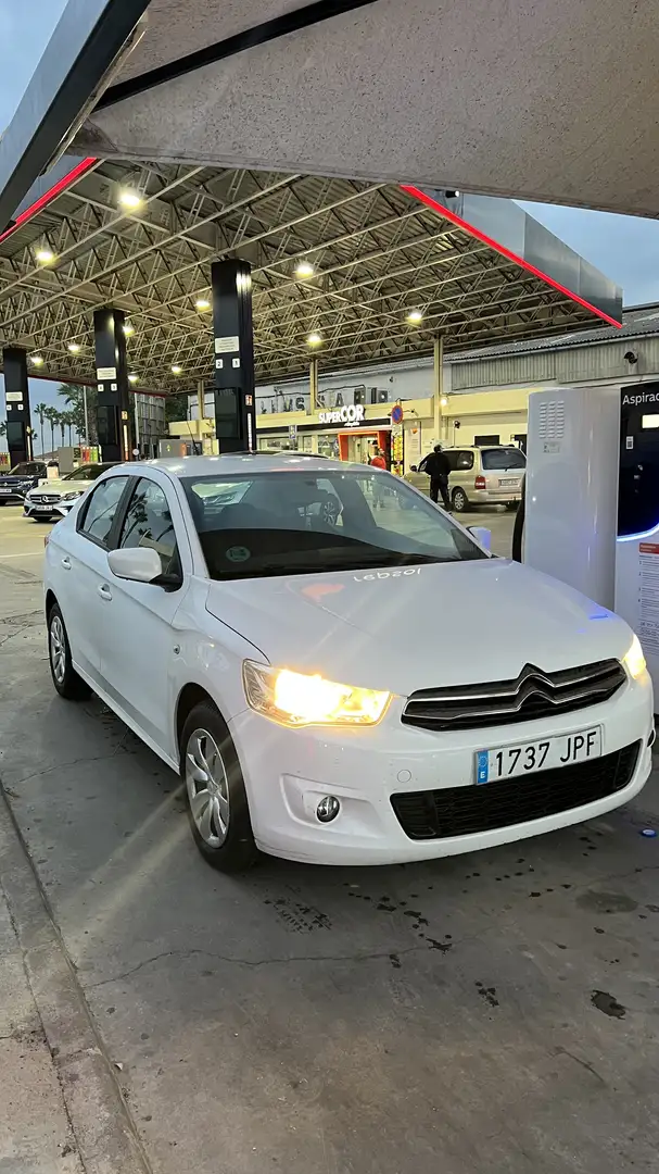 Citroen C-Elysée 1.6 BlueHDi 100 Exclusive 4p - 2