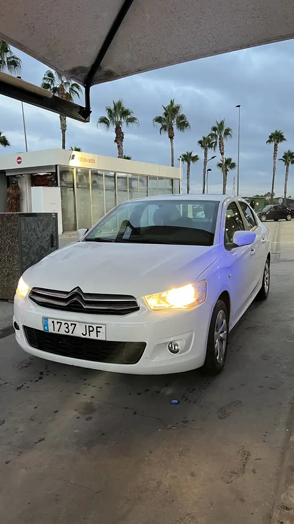 Citroen C-Elysée 1.6 BlueHDi 100 Exclusive 4p - 1