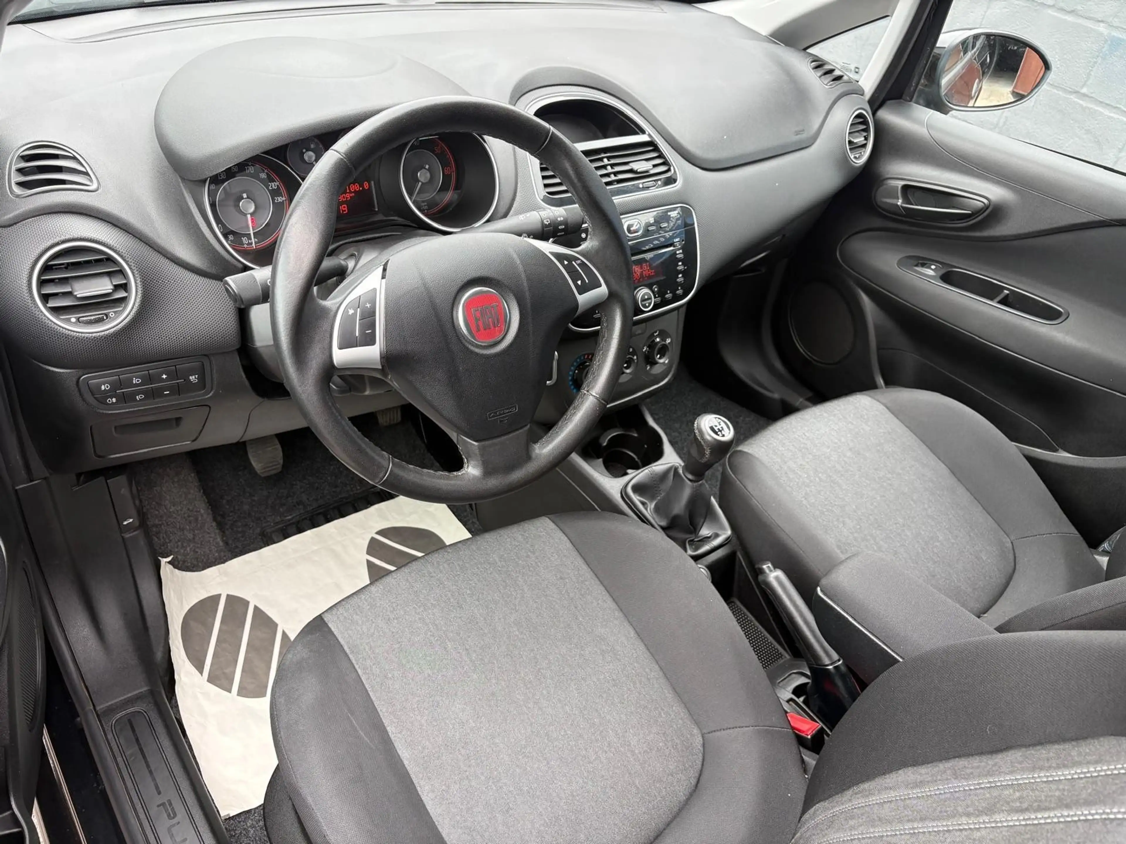 Fiat Punto 1.3 MultiJet Street — photo 7