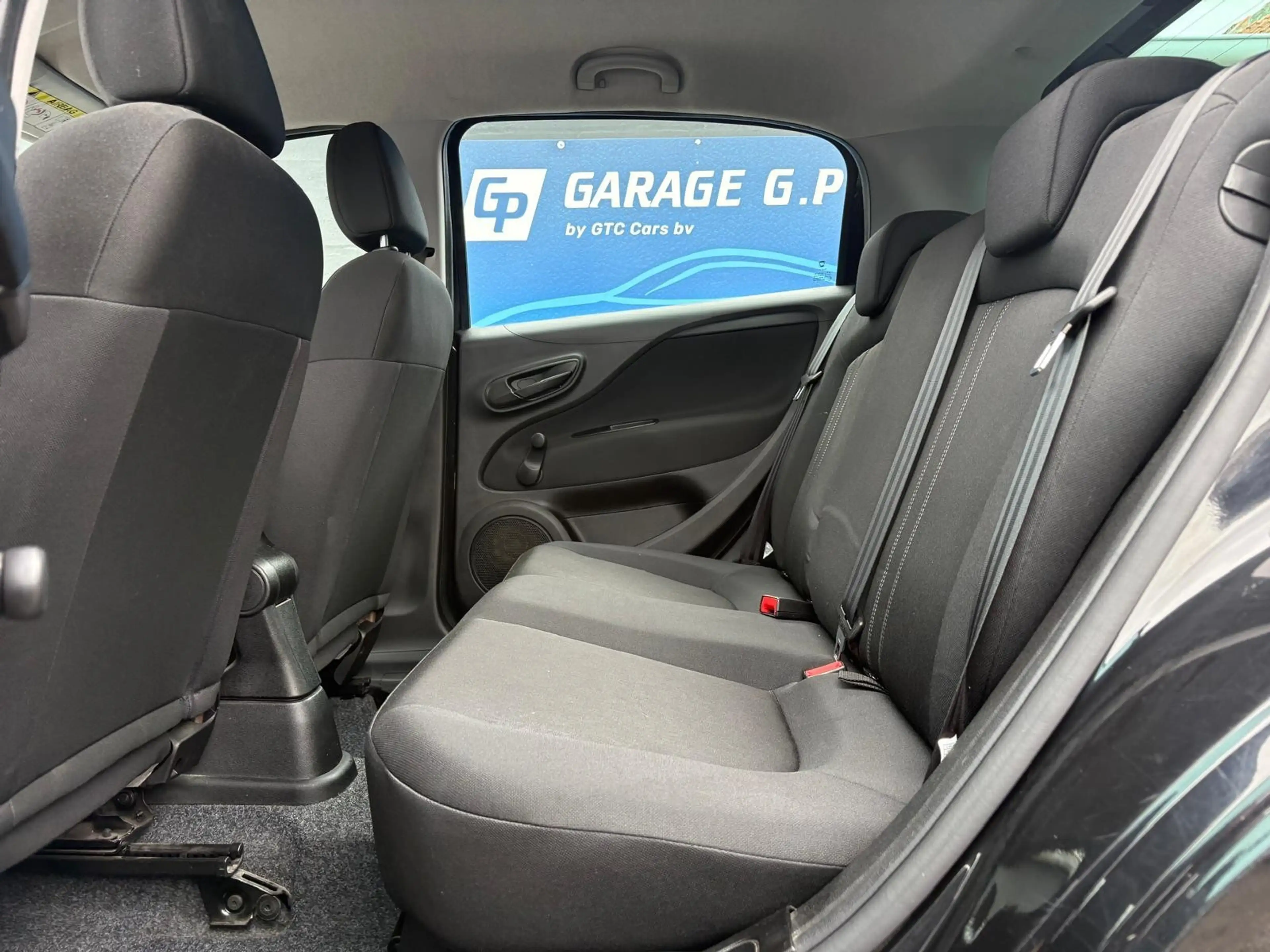 Fiat Punto 1.3 MultiJet Street — photo 11