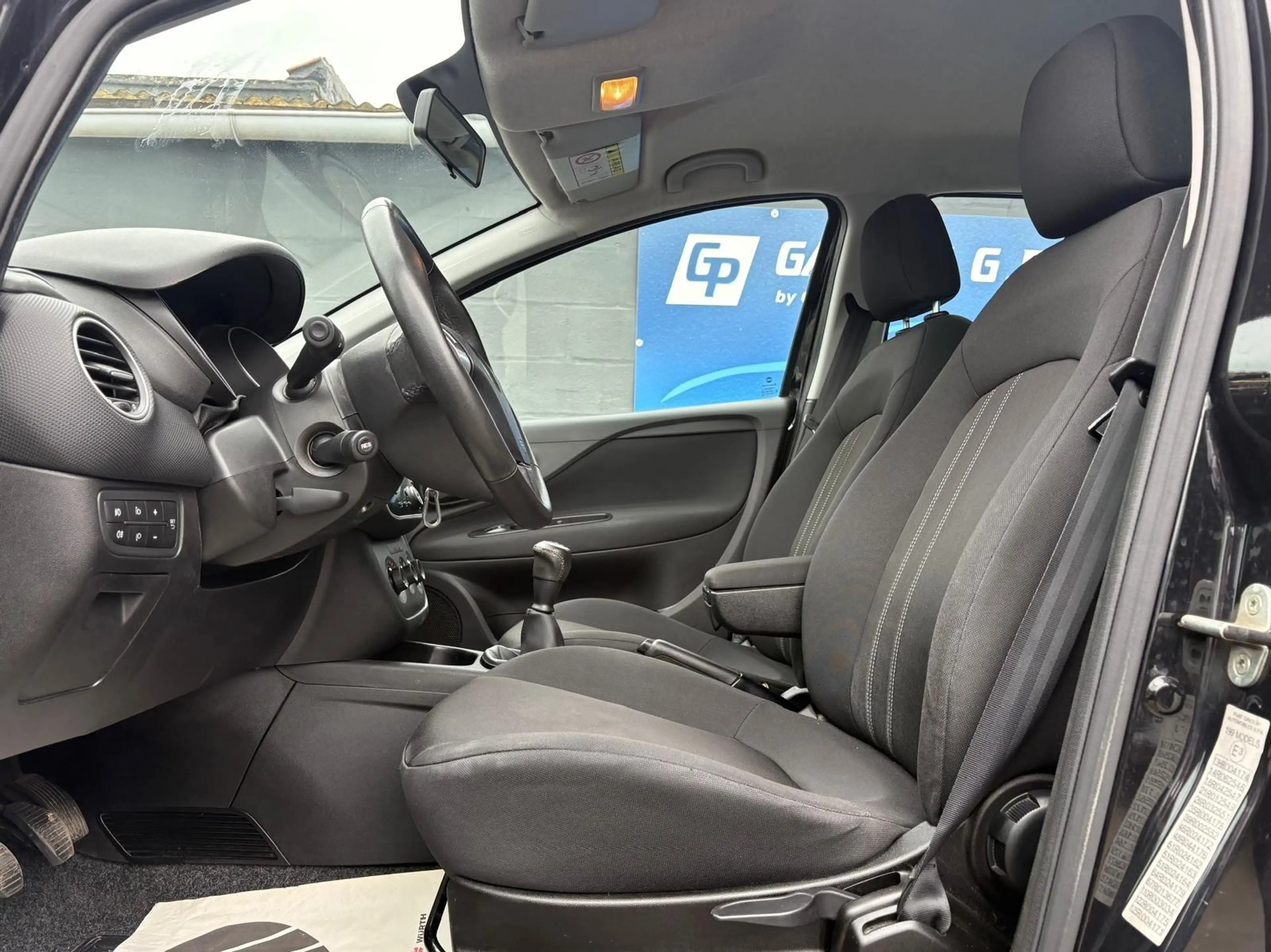 Fiat Punto 1.3 MultiJet Street — photo 8
