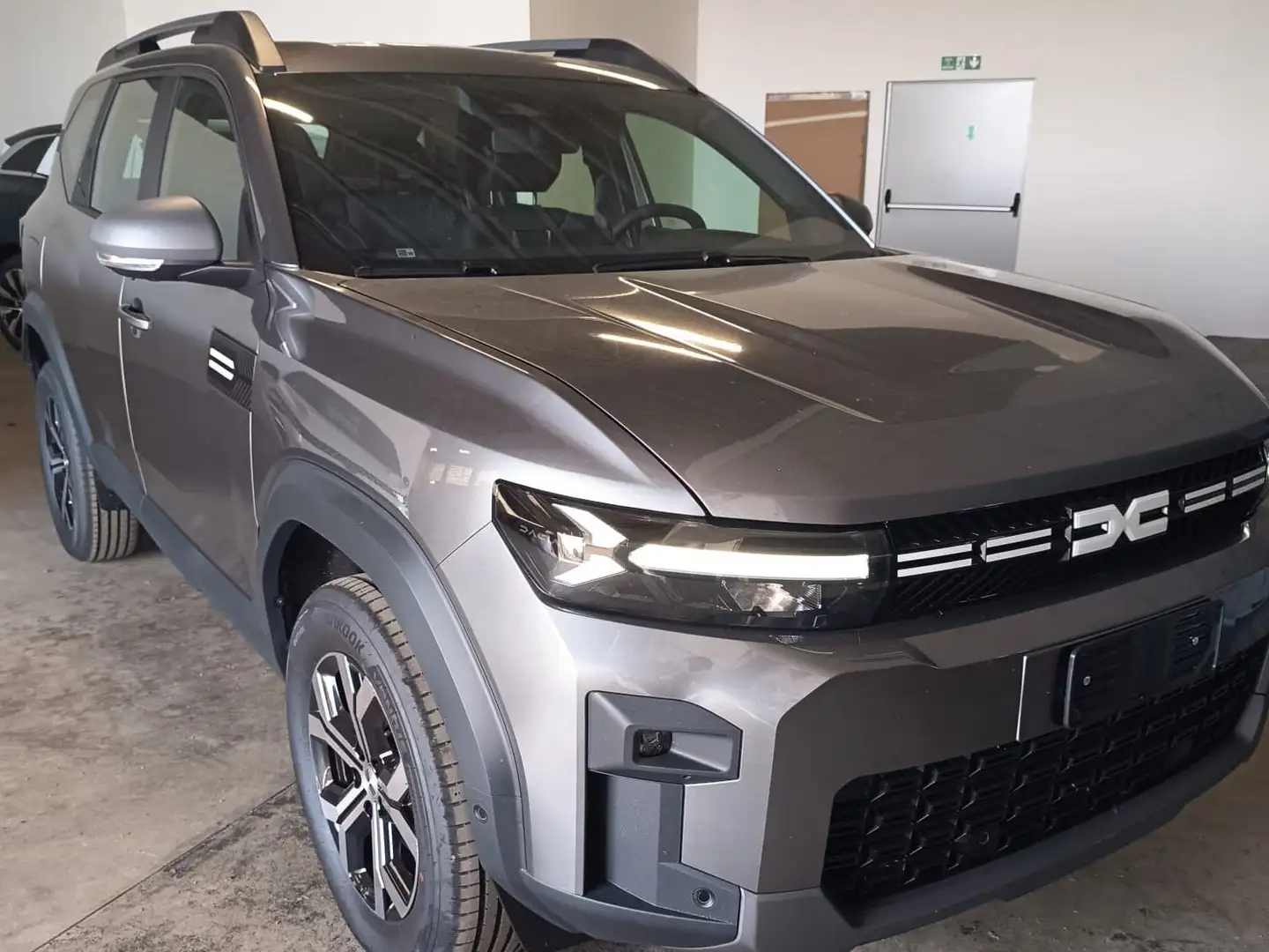 Dacia Bigster 1.2 mild hybrid Expression 140cv GPL Grigio - 1