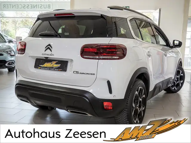 Citroen C5 Aircross view 3