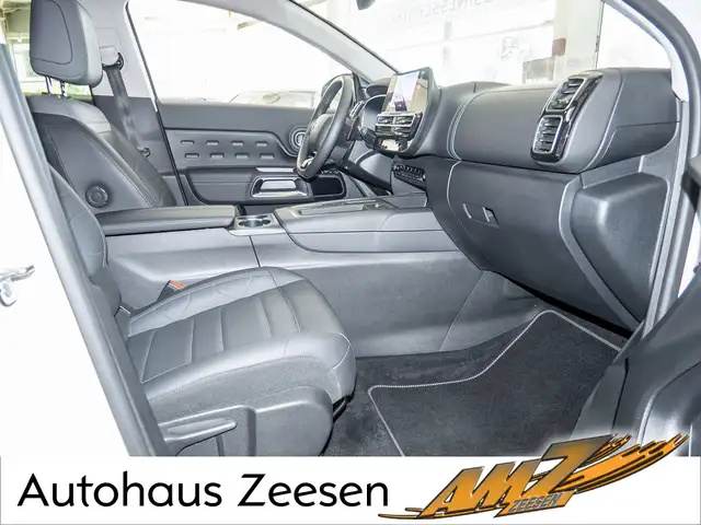 Citroen C5 Aircross view 2