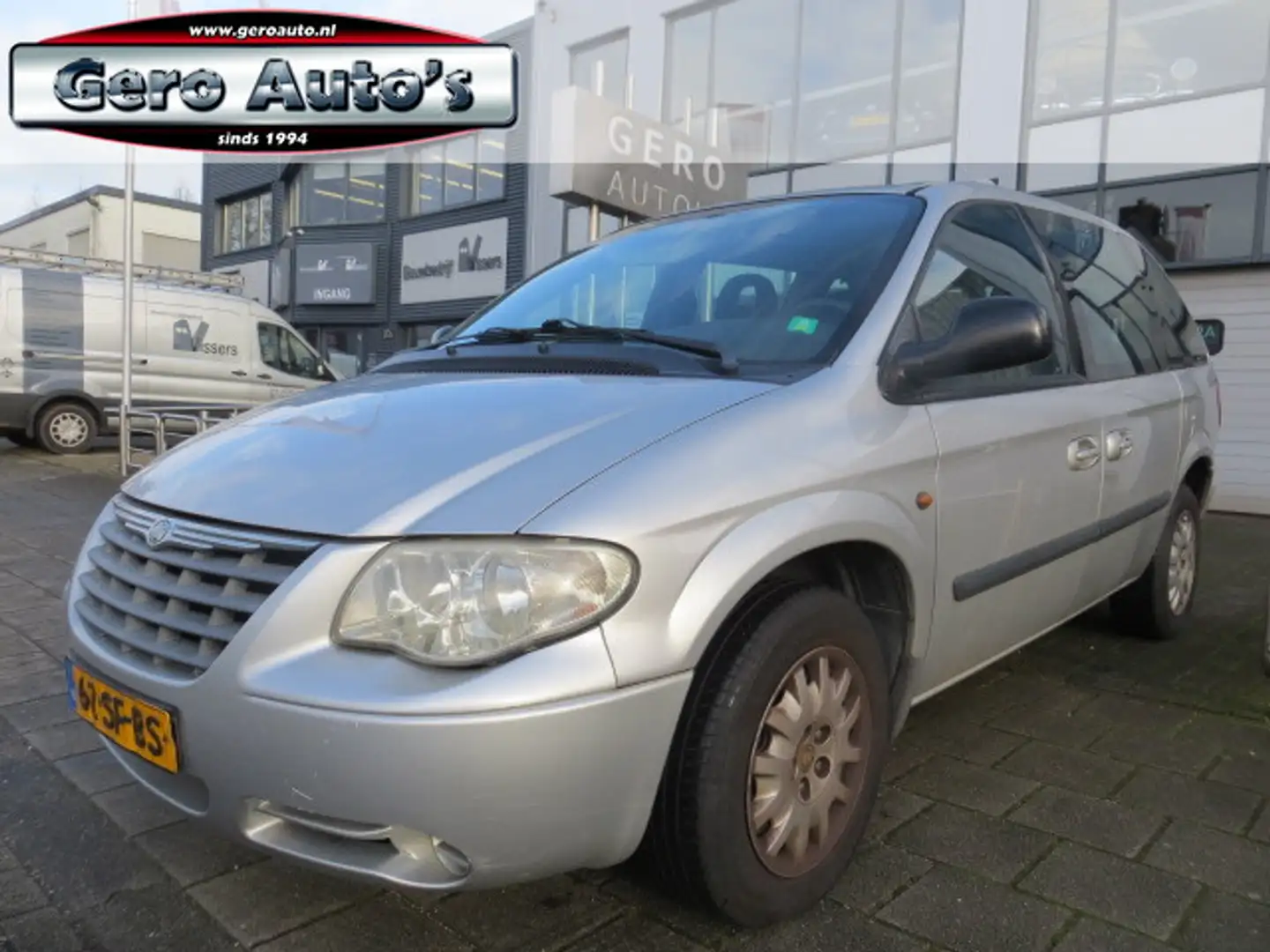 Chrysler Voyager 3.3i V6 SE Luxe automaat 6 persoons Gris - 1