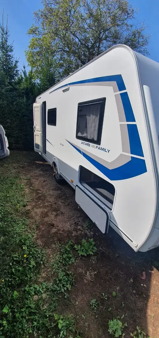 Caravans-Wohnm Caravelair Antares 486 Family Biały - 1