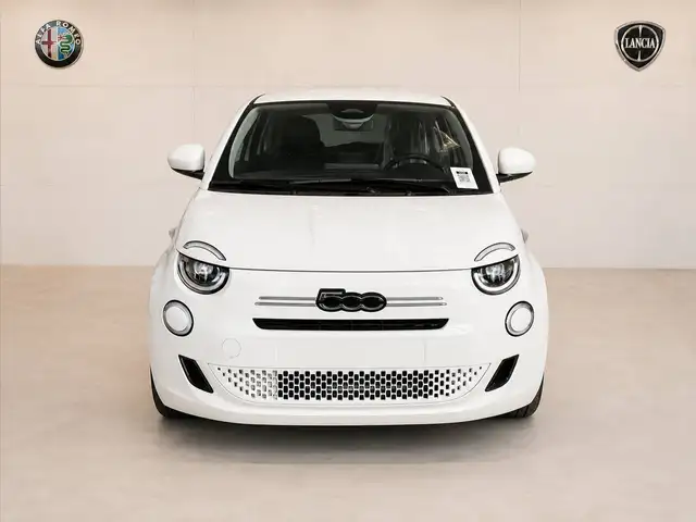 Fiat 500 view 2