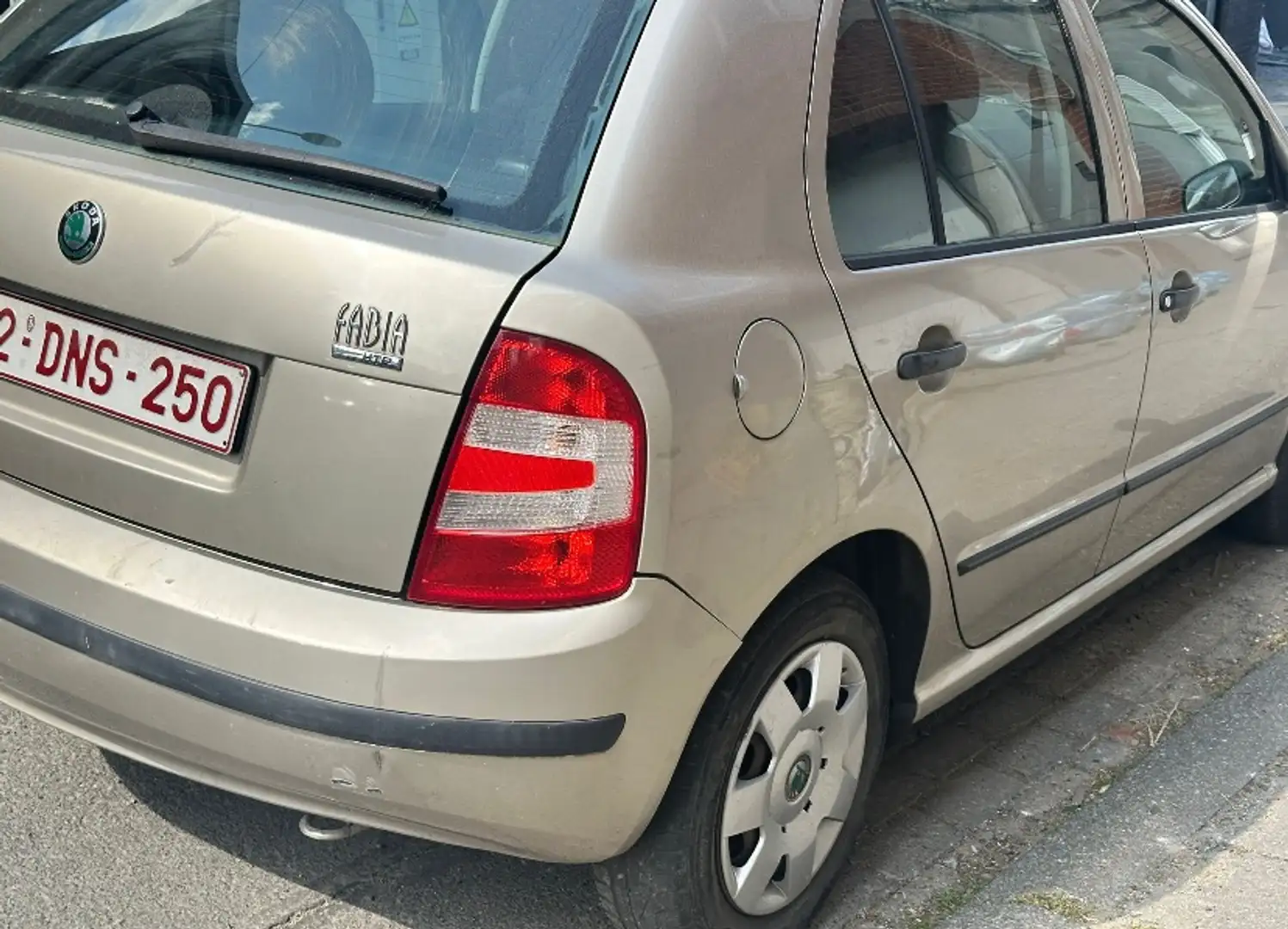 Skoda Fabia Fabia 1.2i Disney on Ice Gri - 2