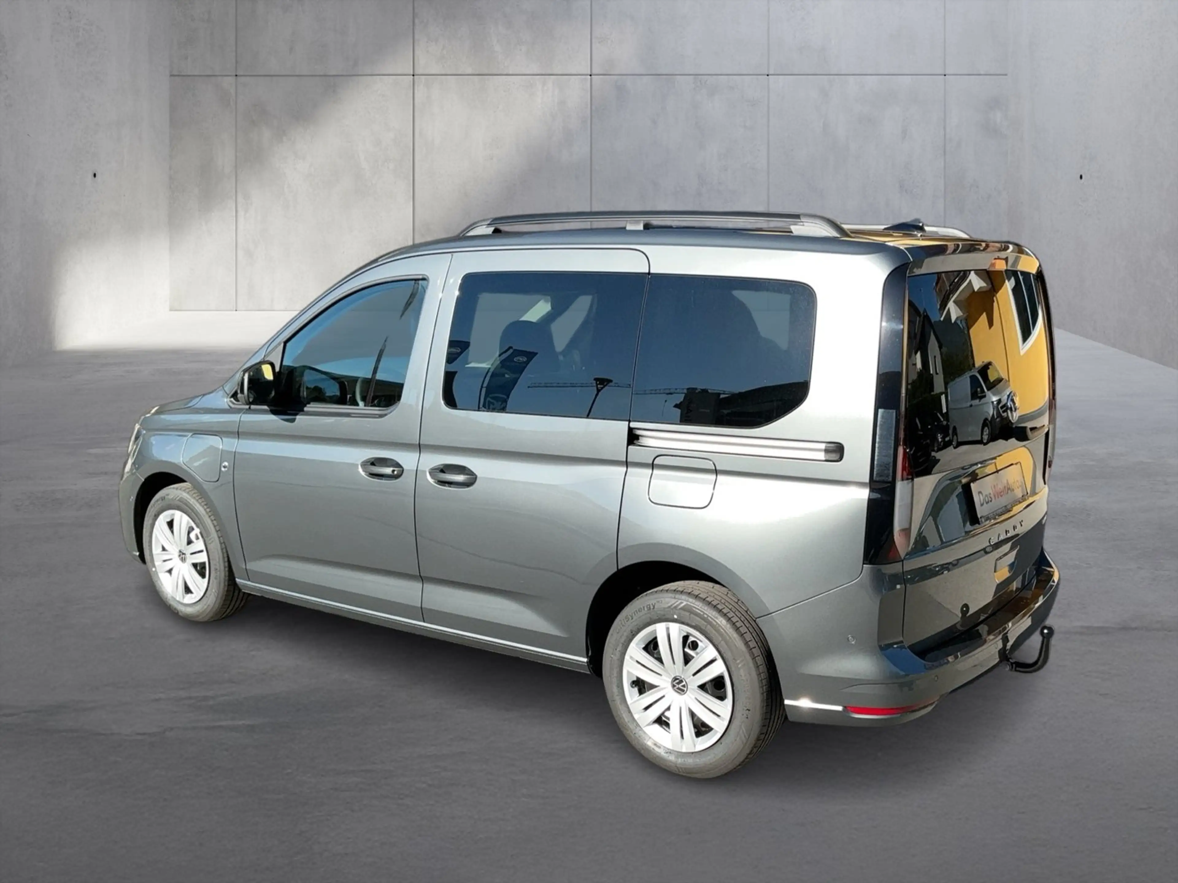 Volkswagen Caddy eHybrid 110 kW — photo 3