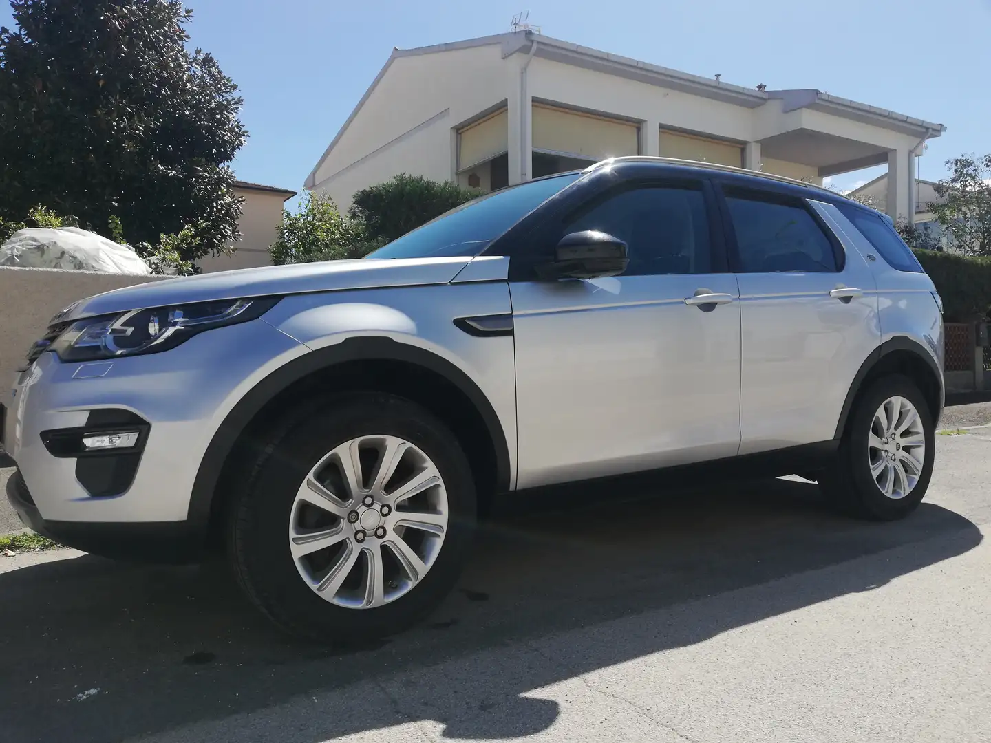 Land Rover Discovery Sport Discovery Sport 2.0 td4 SE awd 150cv auto Argento - 2