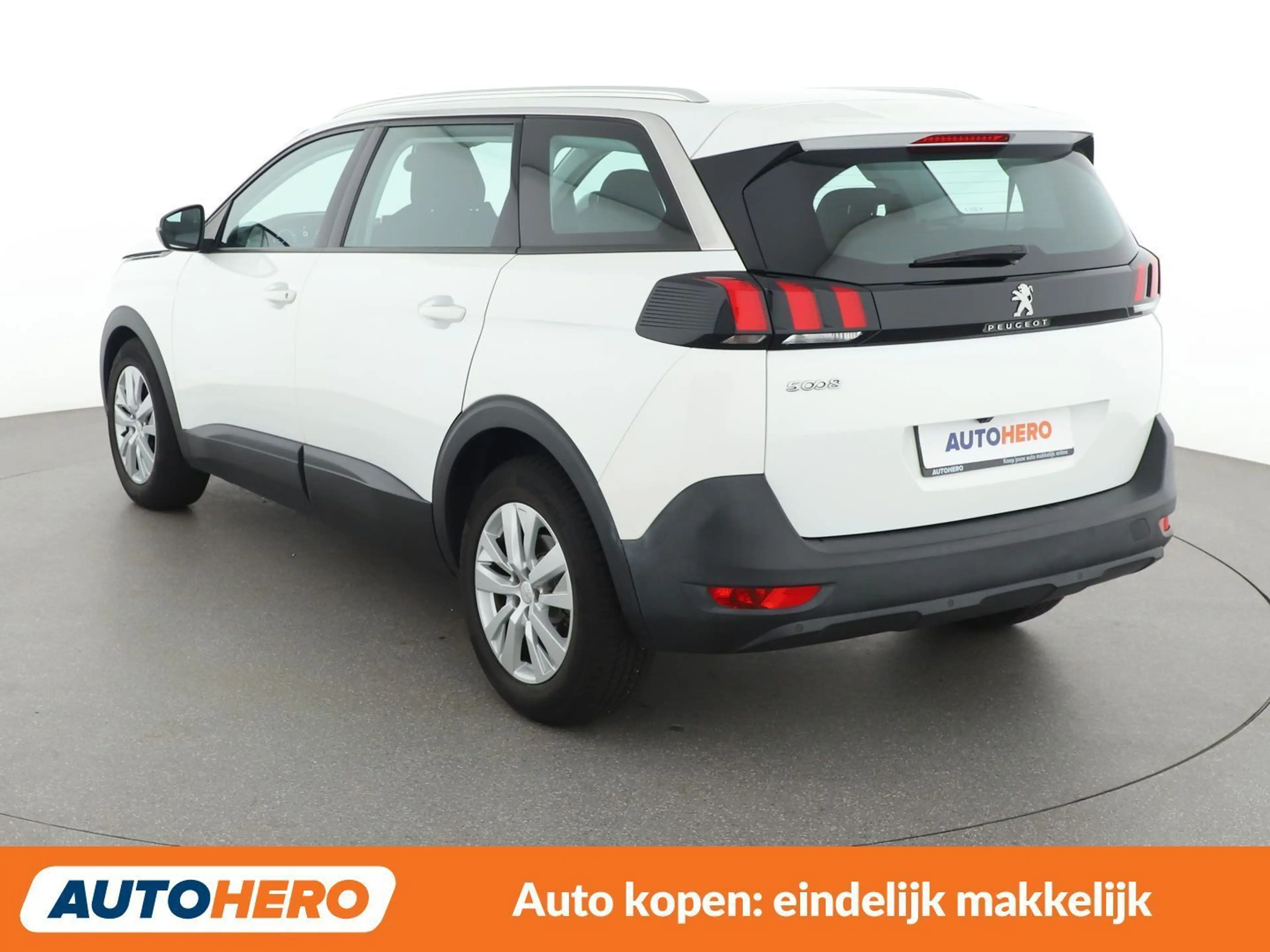 Peugeot 5008 1.2 PureTech Active — photo 4