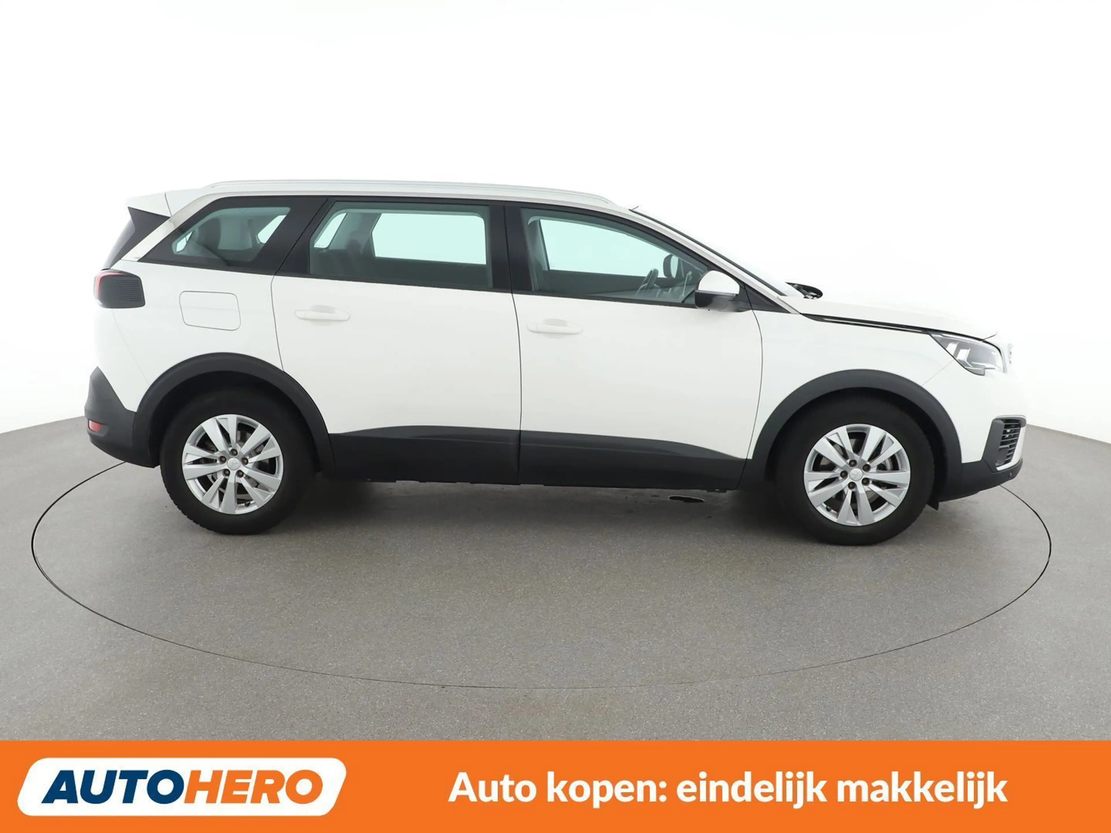 Peugeot 5008 1.2 PureTech Active — photo 7
