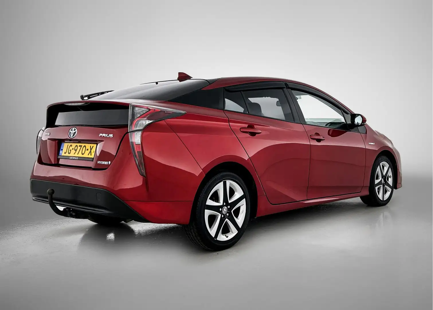 Toyota Prius 1.8 Business Plus | Trekhaak | Navigatie | HUD | S Rood - 2